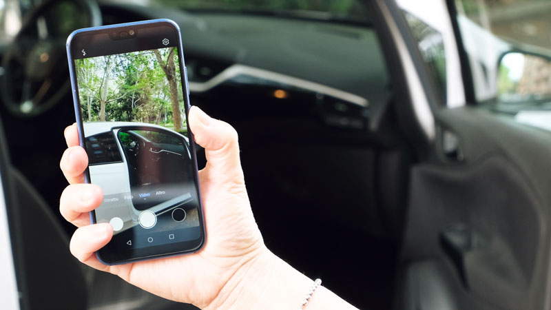 Come acquistare un’auto usata con una videochiamata?